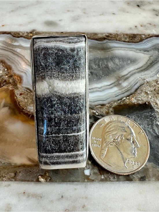 2519 Stunning Silver and Black Zebra Calcite Stone Statement Ring - Picture 2 of 6